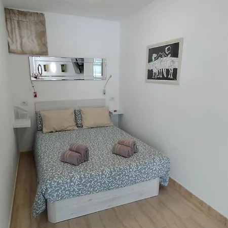 Estudio Sunset Luamar * טקורונטה